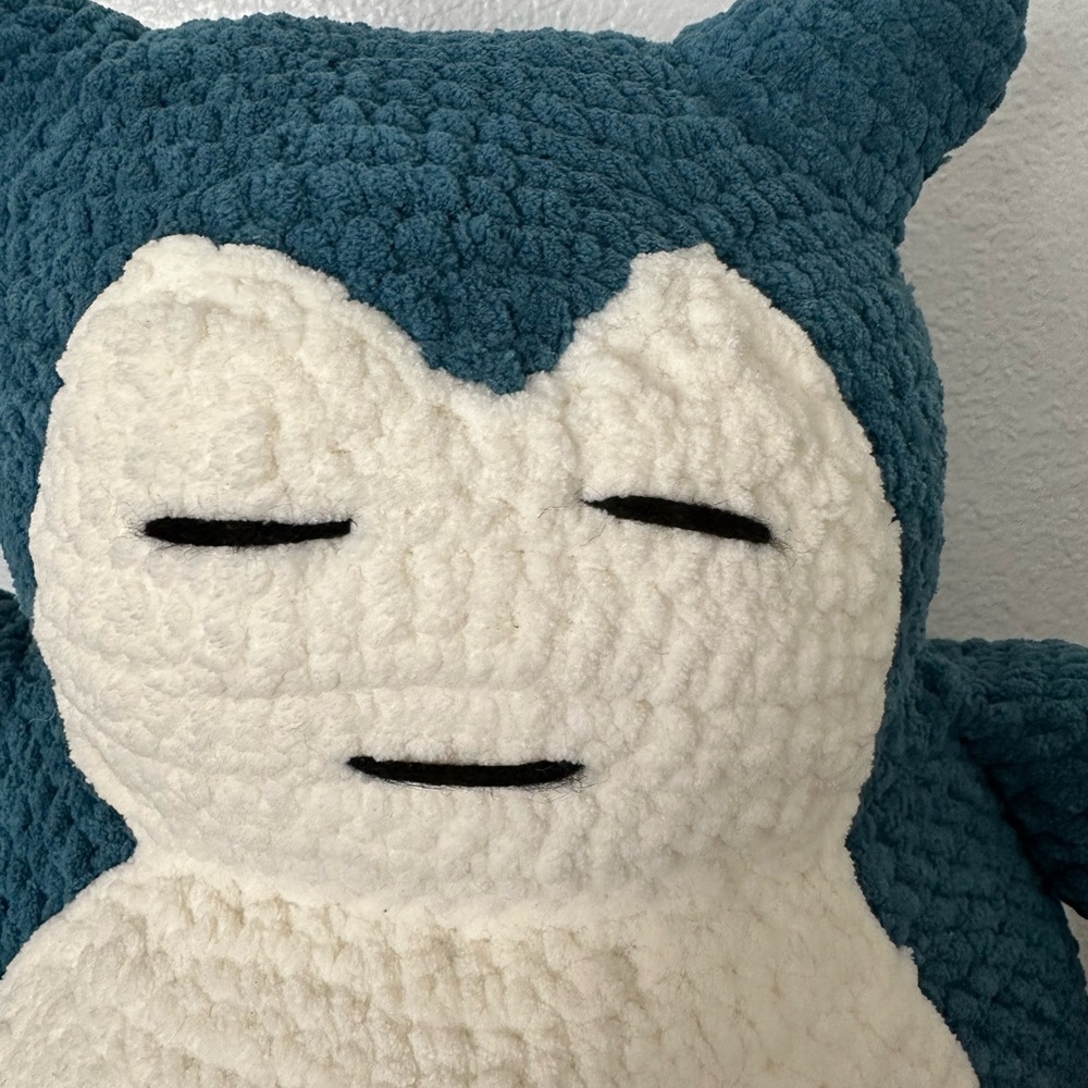 Snorlax Pokémon Crochet Amigurumi - Picture 11 of 12